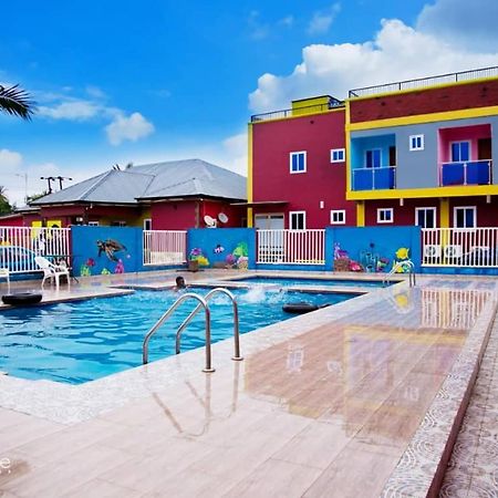 Kikis Court Resort Hohoe المظهر الخارجي الصورة